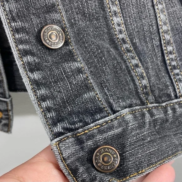 Vintage Gap Distressed Faded Black Grunge Punk Rock Trucker Denim Jean Jacket M - Picture 6 of 10